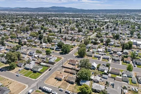 View/Area - 1127 Empire Ave, Spokane, WA 99207 photo 6 of 8