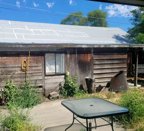 Exterior - 2621 E Hoffman Ave, Spokane, WA 99207 photo 4 of 4