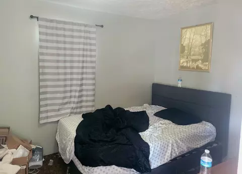Bedroom - 2621 E Hoffman Ave, Spokane, WA 99207 photo 1 of 2