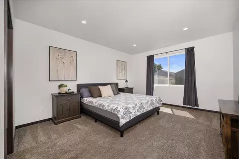 3904 E 27th Ave, Spokane, WA 99223 photo 17