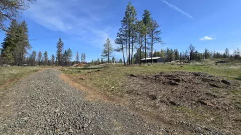 125 S Zz S Clear Lake Rd, Medical Lake, WA 99022