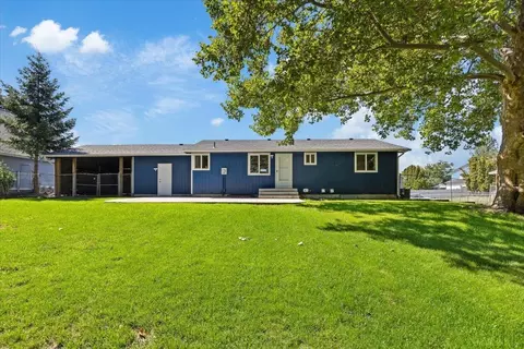 Exterior - 15919 E Broad Ave, Spokane Valley, WA 99216 photo 4 of 9