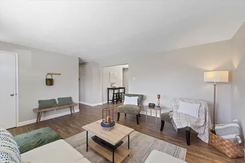 Living - 15919 E Broad Ave, Spokane Valley, WA 99216 photo 1 of 1
