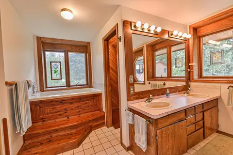 17514 E Judkins Rd, Spokane, WA 99217 photo 6
