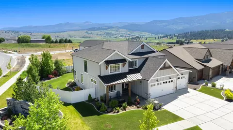 2309 S Fairmont Estates Dr, Greenacres, WA 99016