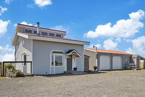 9911 W Trails Rd, Spokane, WA 99224
