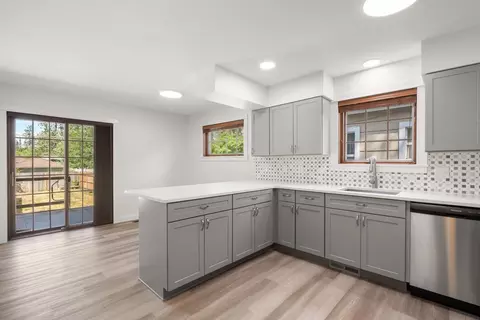 Kitchen - 17 E 34th Ave, Spokane, WA 99203 photo 6 of 6