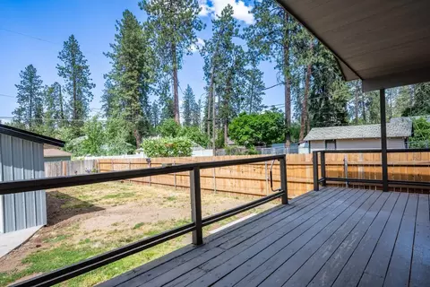 Exterior - 17 E 34th Ave, Spokane, WA 99203 photo 8 of 11