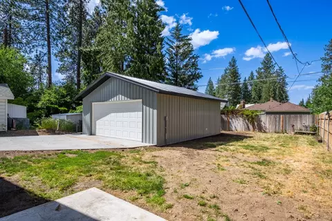 Exterior - 17 E 34th Ave, Spokane, WA 99203 photo 5 of 11