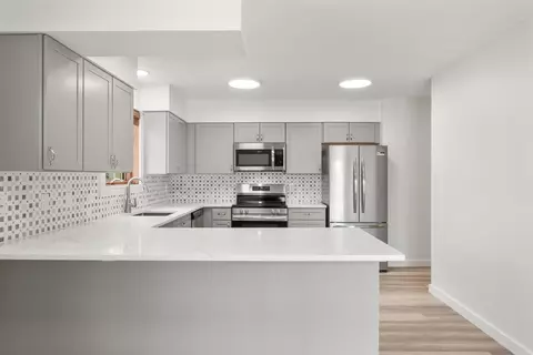 Kitchen - 17 E 34th Ave, Spokane, WA 99203 photo 2 of 6