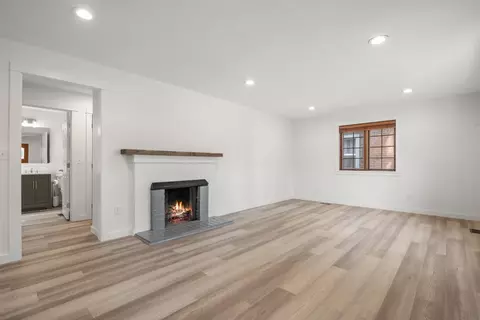Living - 17 E 34th Ave, Spokane, WA 99203 photo 1 of 4