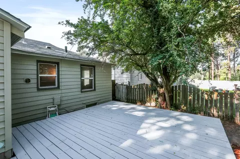 Exterior - 2707 E 16th Ave, Spokane, WA 99223 photo 5 of 8