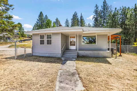 320 N Main St, Springdale, WA 99173