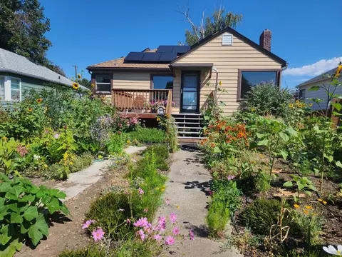 3524 W Garland Ave, Spokane, WA 99205