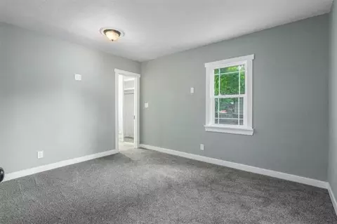 Bedroom - 1024 E 15th Ave, Spokane, WA 99203 photo 3 of 6