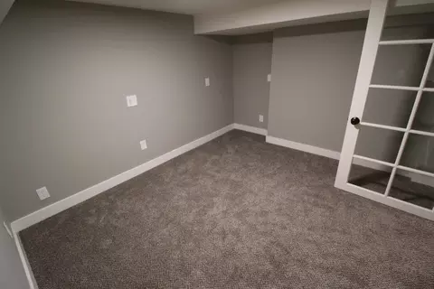 Bedroom - 1024 E 15th Ave, Spokane, WA 99203 photo 6 of 6