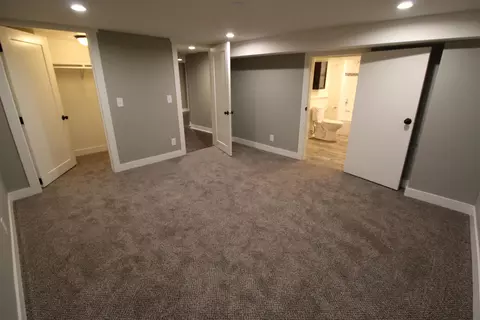 Bedroom - 1024 E 15th Ave, Spokane, WA 99203 photo 5 of 6