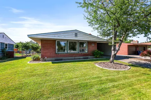 3123 W Bismark Ave, Spokane, WA 99205