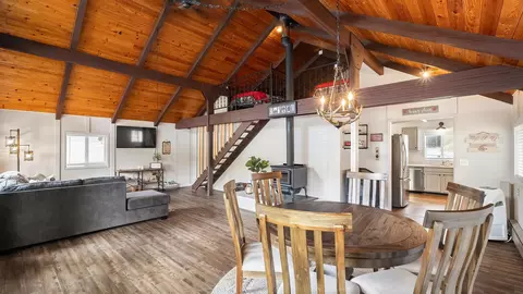 Dining - 291 Riverview Rd, Cusick, WA 99119 photo 4 of 4