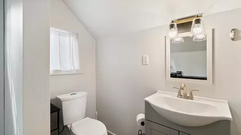 Bath - 291 Riverview Rd, Cusick, WA 99119 photo 2 of 2