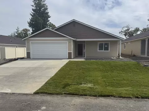 9 S Rivista Ln, Greenacres, WA 99016