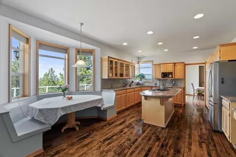 8025 E Vista Ln, Spokane, WA 99212 photo 12