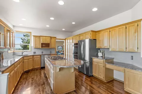 8025 E Vista Ln, Spokane, WA 99212 photo 10