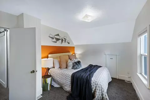 Bedroom - 972 E 10th Ave, Spokane, WA 99202 photo 3 of 9