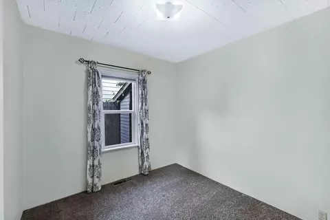 Bedroom - 972 E 10th Ave, Spokane, WA 99202 photo 1 of 9