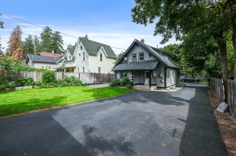 Exterior - 972 E 10th Ave, Spokane, WA 99202 photo 8 of 12
