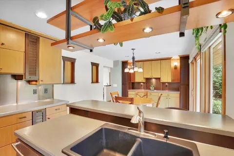 Kitchen - 1606 E 36th Ave, Spokane, WA 99203 photo 5 of 5
