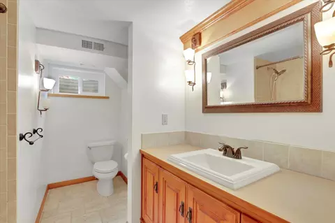 Bath - 1606 E 36th Ave, Spokane, WA 99203 photo 2 of 2