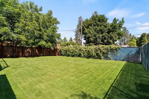 Exterior - 4017 E Pratt Ave, Spokane, WA 99204 photo 9 of 11