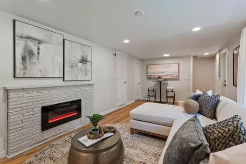 Living - 4017 E Pratt Ave, Spokane, WA 99204 photo 6 of 6
