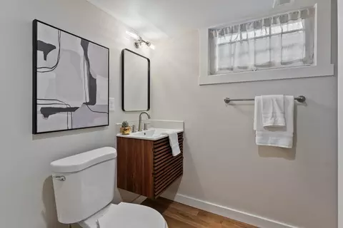 Bath - 4017 E Pratt Ave, Spokane, WA 99204 photo 3 of 4