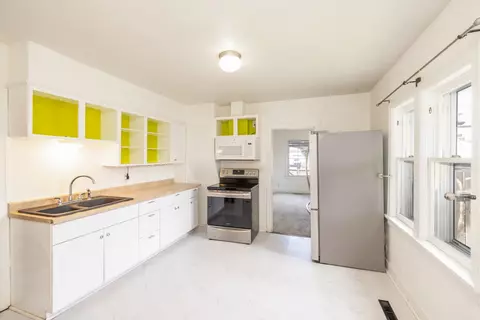 Kitchen - 1638 E Joseph Ave, Spokane, WA 99208 photo 1 of 3
