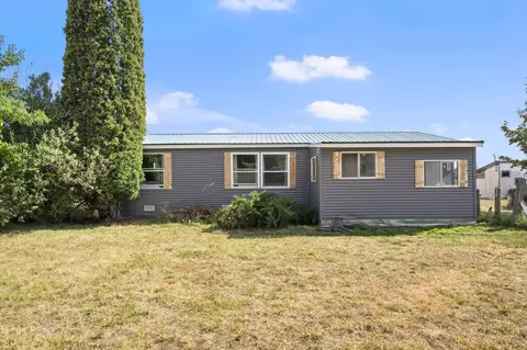 4221 W Davis Rd, Deer Park, WA 99006
