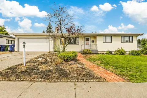 2804 W Holyoke Ave, Spokane, WA 99208
