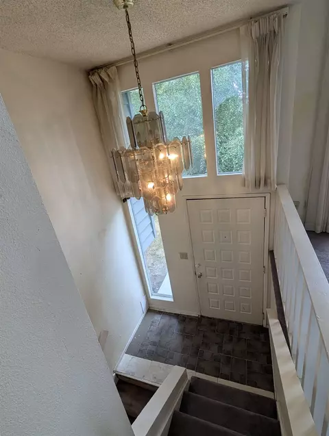 Entry Way - 3718 E 13th Ave, Spokane, WA 99202 photo 2 of 2