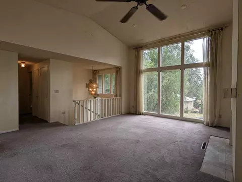 Living - 3718 E 13th Ave, Spokane, WA 99202 photo 2 of 3
