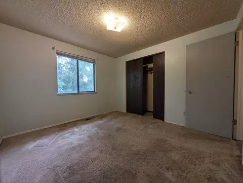 Bedroom - 3718 E 13th Ave, Spokane, WA 99202 photo 3 of 6