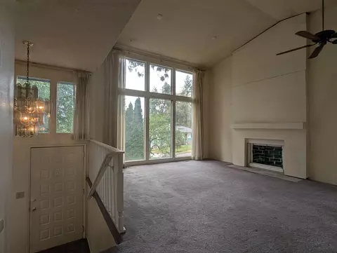 Living - 3718 E 13th Ave, Spokane, WA 99202 photo 1 of 3