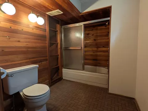 Bath - 3718 E 13th Ave, Spokane, WA 99202 photo 3 of 3