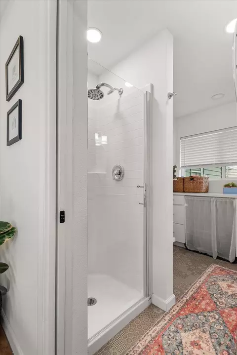 Bath - 3917 E 22nd Ave, Spokane, WA 99223 photo 2 of 2