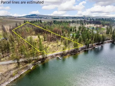 10205 S Silver Lake Rd, Medical Lake, WA 99022
