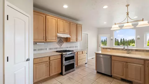 8317 N Jensen Rd, Spokane, WA 99217 photo 16