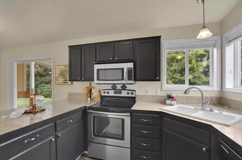 Kitchen - 201 E Trevor Rd, Colbert, WA 99005 photo 1 of 3