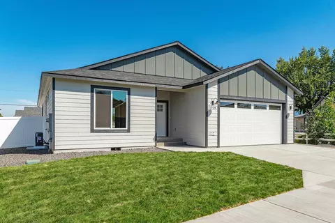 1908 N Donwood Ln, Spokane Valley, WA 99016