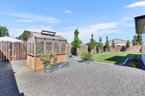 Exterior - 20209 E 10 Th Ct, Spokane Valley, WA 99016 photo 9 of 9