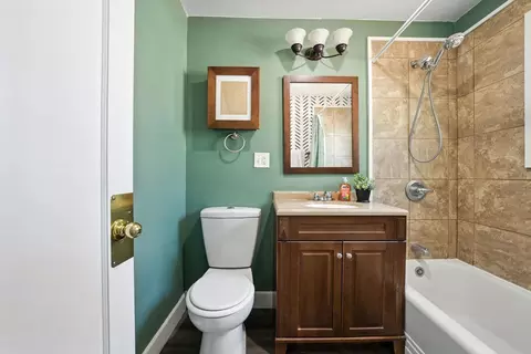 Bath - 4914 E Commerce Ave, Spokane, WA 99212 photo 1 of 4